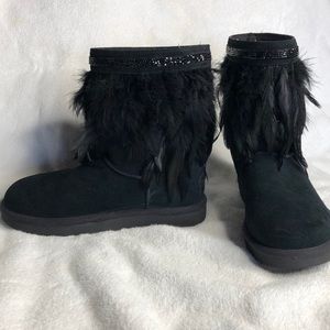 Ugg black authentic UNWORN with Feathers and beads